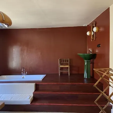 Maison De Cocagne En Plein Centre Holiday home